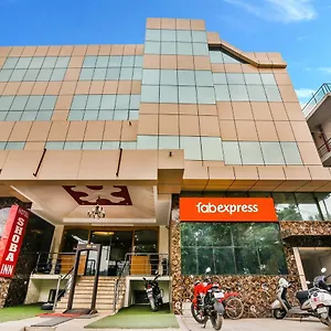 https://hotel-grand-shoba.top-gurgaonhotels.com